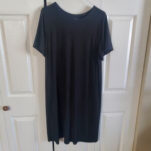 J Jill Wearever Collection Xl  LONG TRAVEL DRESS. POCKETS. Black Short Sleeves.